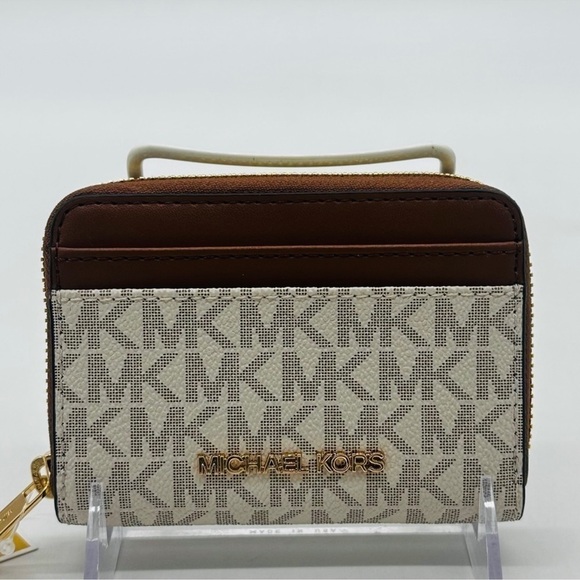 Michael Kors Medium Jet Set Travel MD ZA Card Case Wallet Vanilla/Brown - Picture 2 of 8
